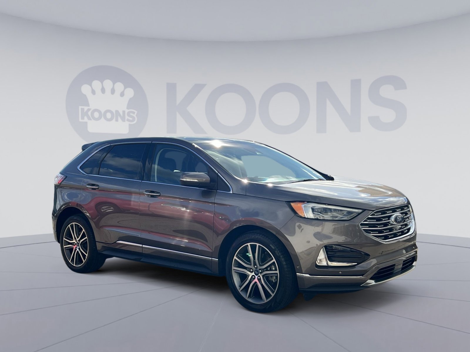 Certified 2019 Ford Edge Titanium w/ Equipment Group 301A image 7