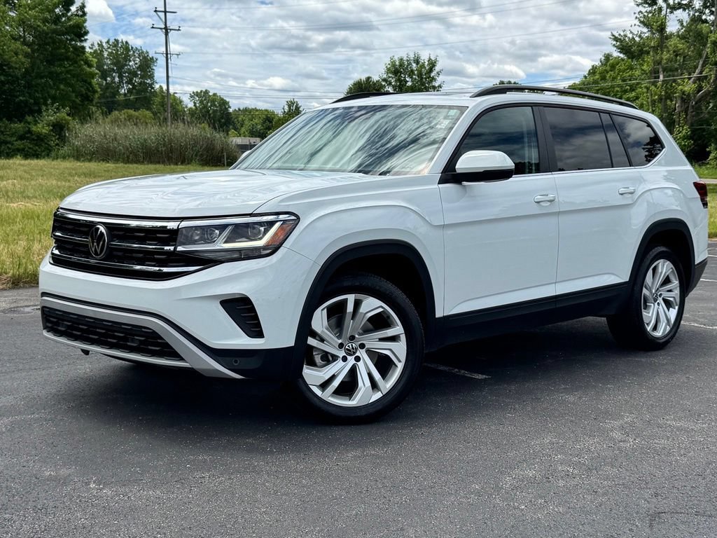 Used 2022 Volkswagen Atlas SE AWD/4WD image 2