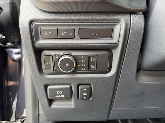 Certified 2022 Ford F150 Platinum w/ Equipment Group 701A High image 12