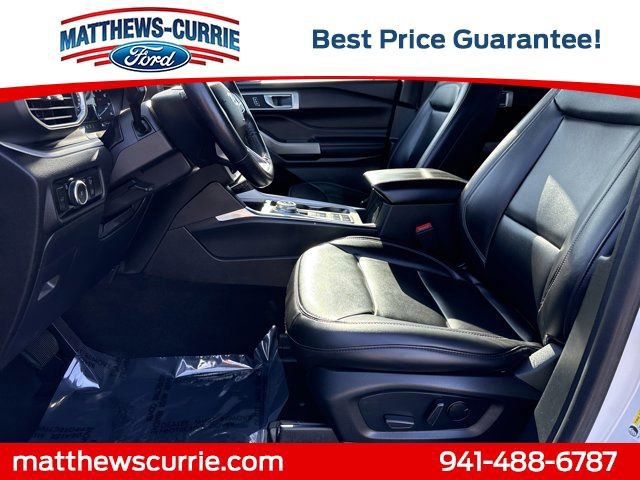 Certified 2024 Ford Explorer XLT w/ Equipment Group 202A RWD image 9