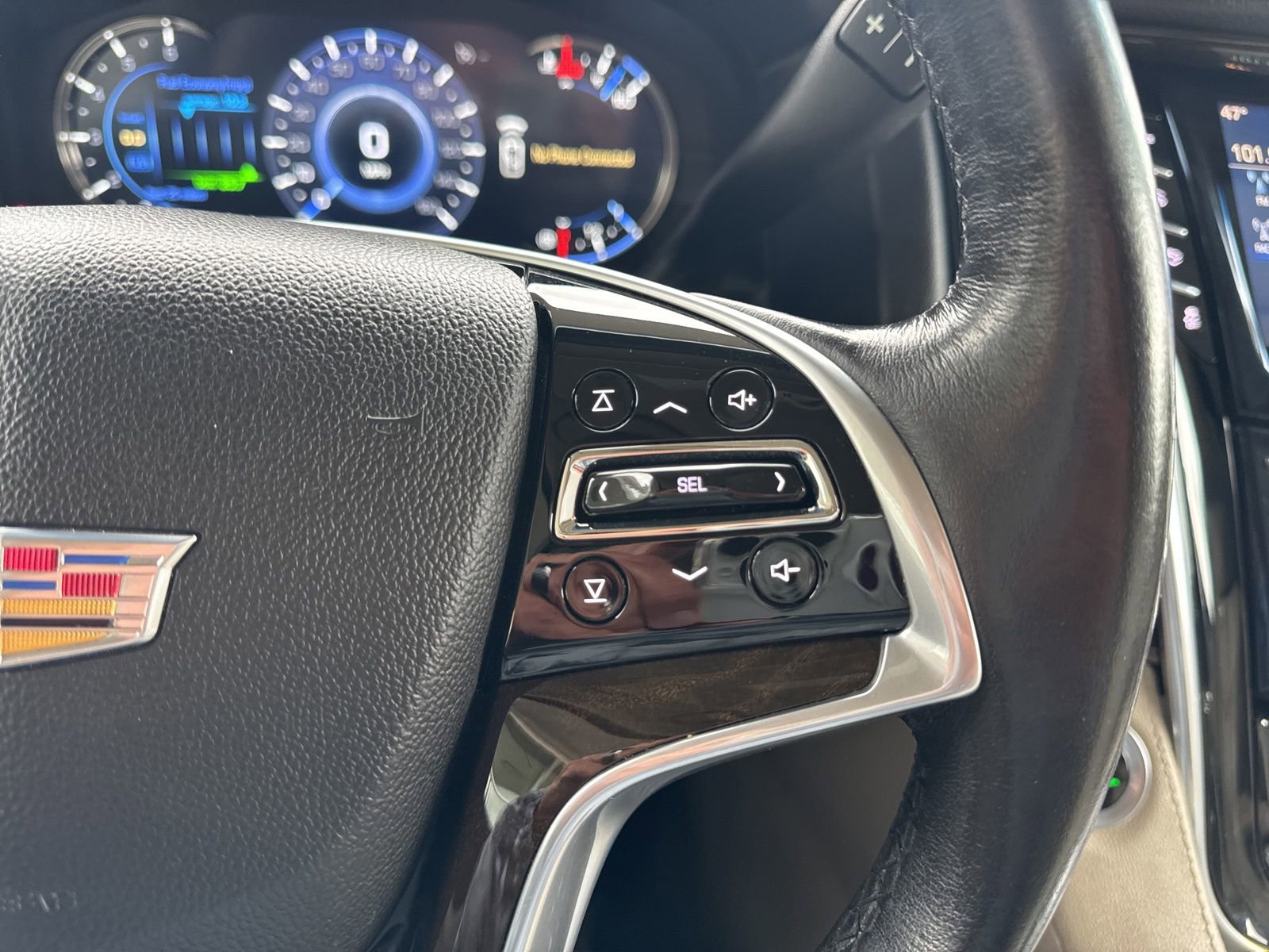 Used 2019 Cadillac Escalade Luxury AWD/4WD image 33