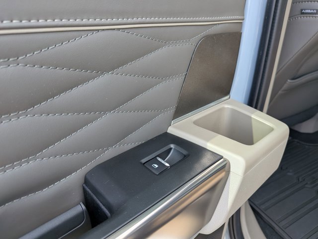 Certified 2025 Ford F350 Platinum w/ Platinum Plus Package image 28