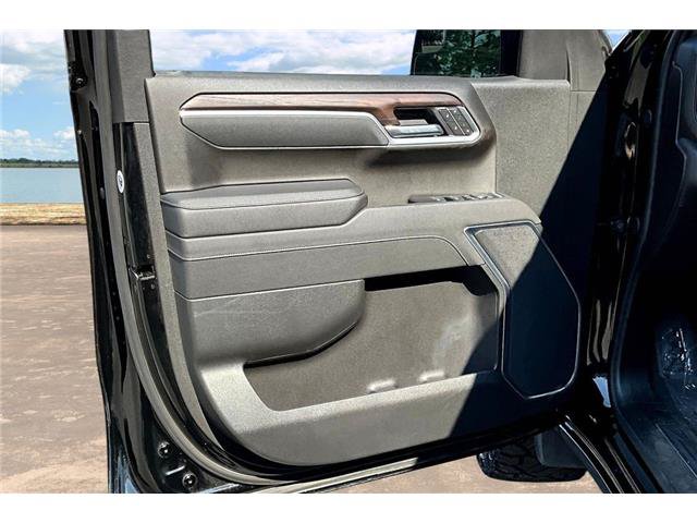 Used 2026 GMC Sierra 1500 SLT AWD/4WD image 23