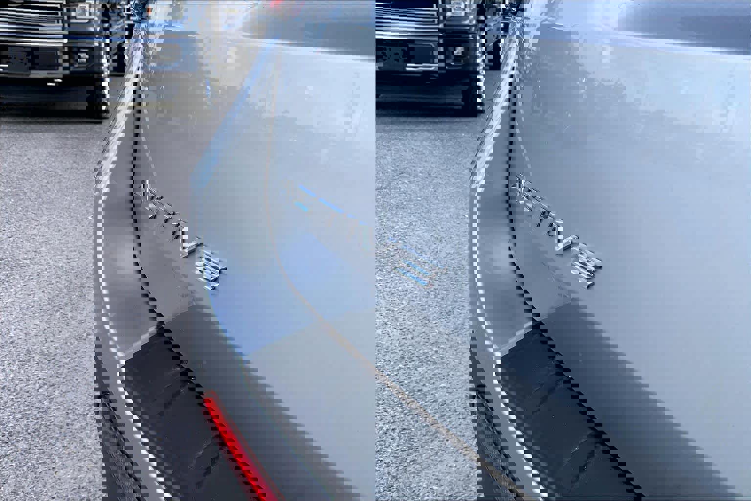 Certified 2025 Ford Explorer Active image 11