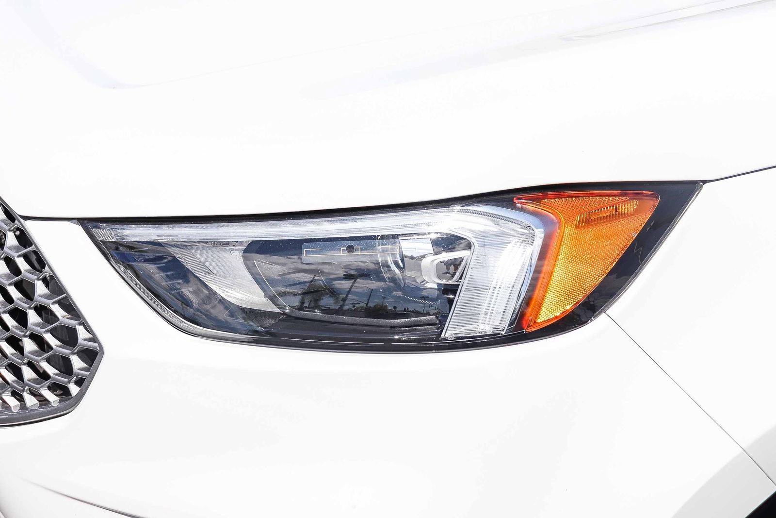 Certified 2023 Ford Edge SEL w/ Convenience Package AWD/4WD image 10