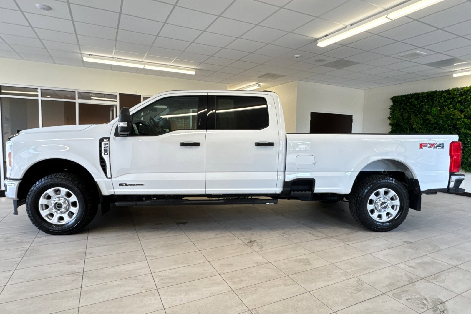 Certified 2024 Ford F250 XLT w/ FX4 Off-Road Package AWD/4WD image 7
