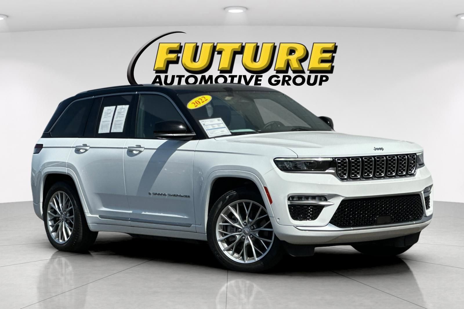 Used 2022 Jeep Grand Cherokee Summit w/ Advanced Protech Group IV AWD/4WD image 1