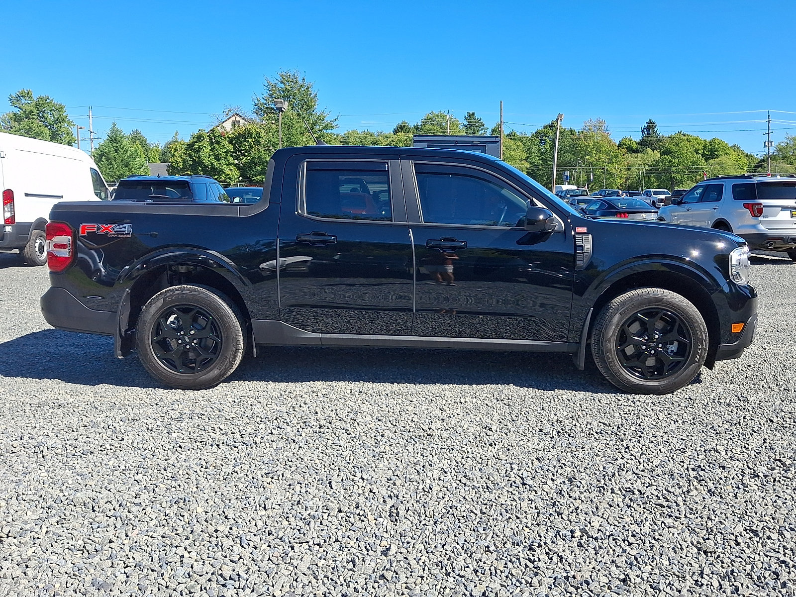 Certified 2024 Ford Maverick Lariat w/ FX4 Off-Road Package AWD/4WD image 8