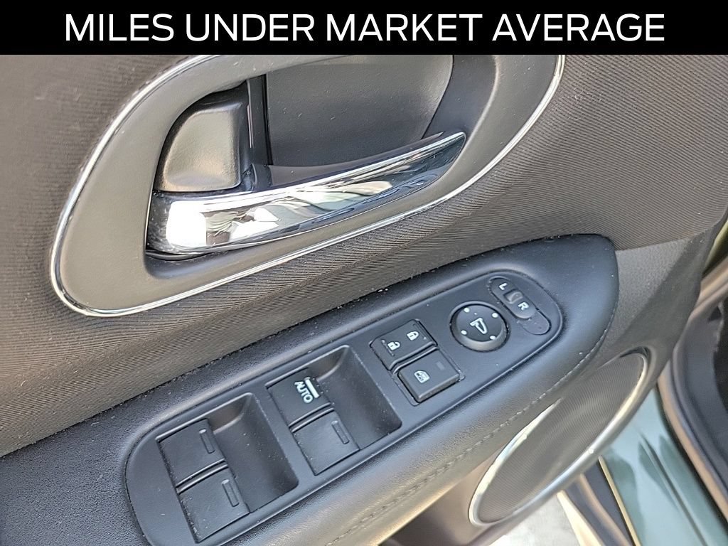 Used 2017 Honda HR-V EX image 19