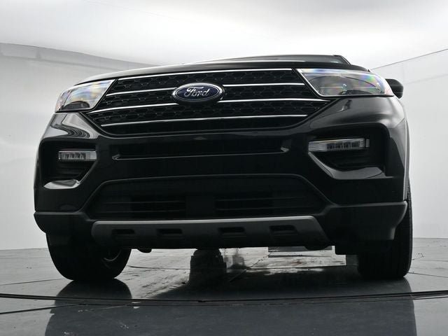 Certified 2023 Ford Explorer XLT w/ Equipment Group 202A AWD/4WD image 29