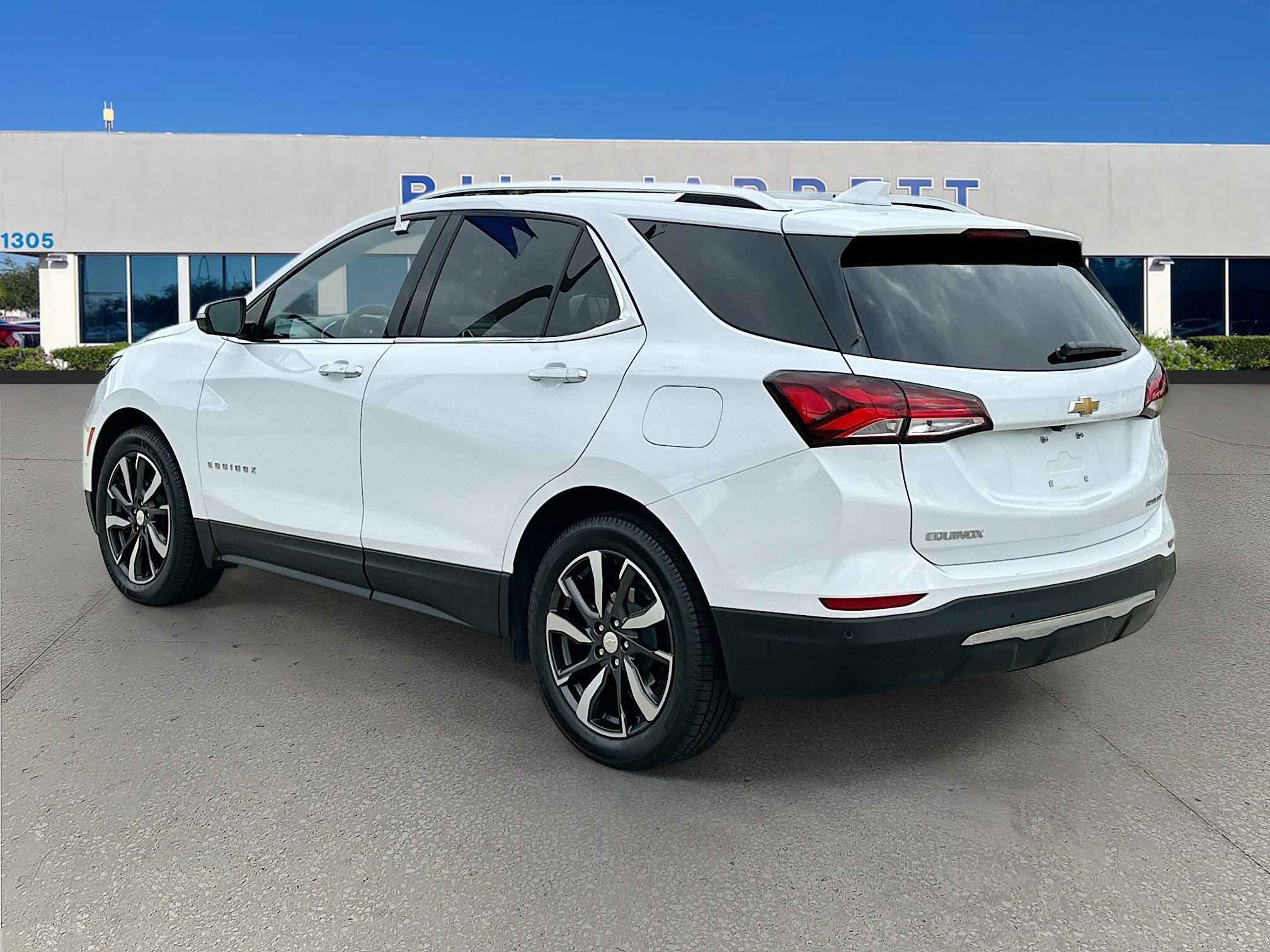 Used 2022 Chevrolet Equinox Premier image 3