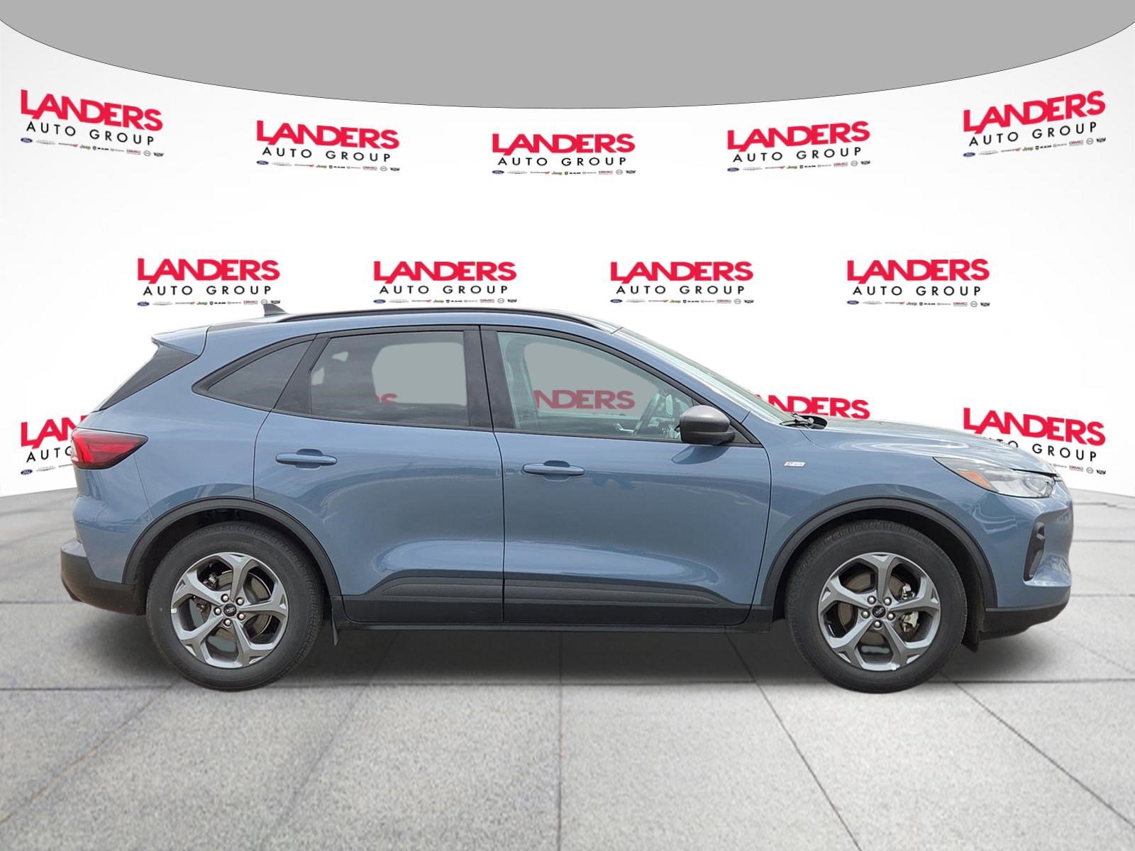 Certified 2025 Ford Escape ST-Line image 2