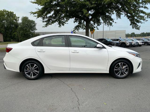 Used 2024 Kia Forte LXS FWD image 8