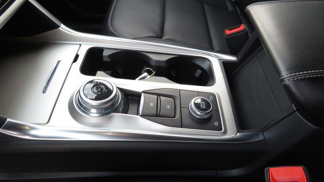 Certified 2022 Ford Explorer XLT w/ Equipment Group 202A image 21