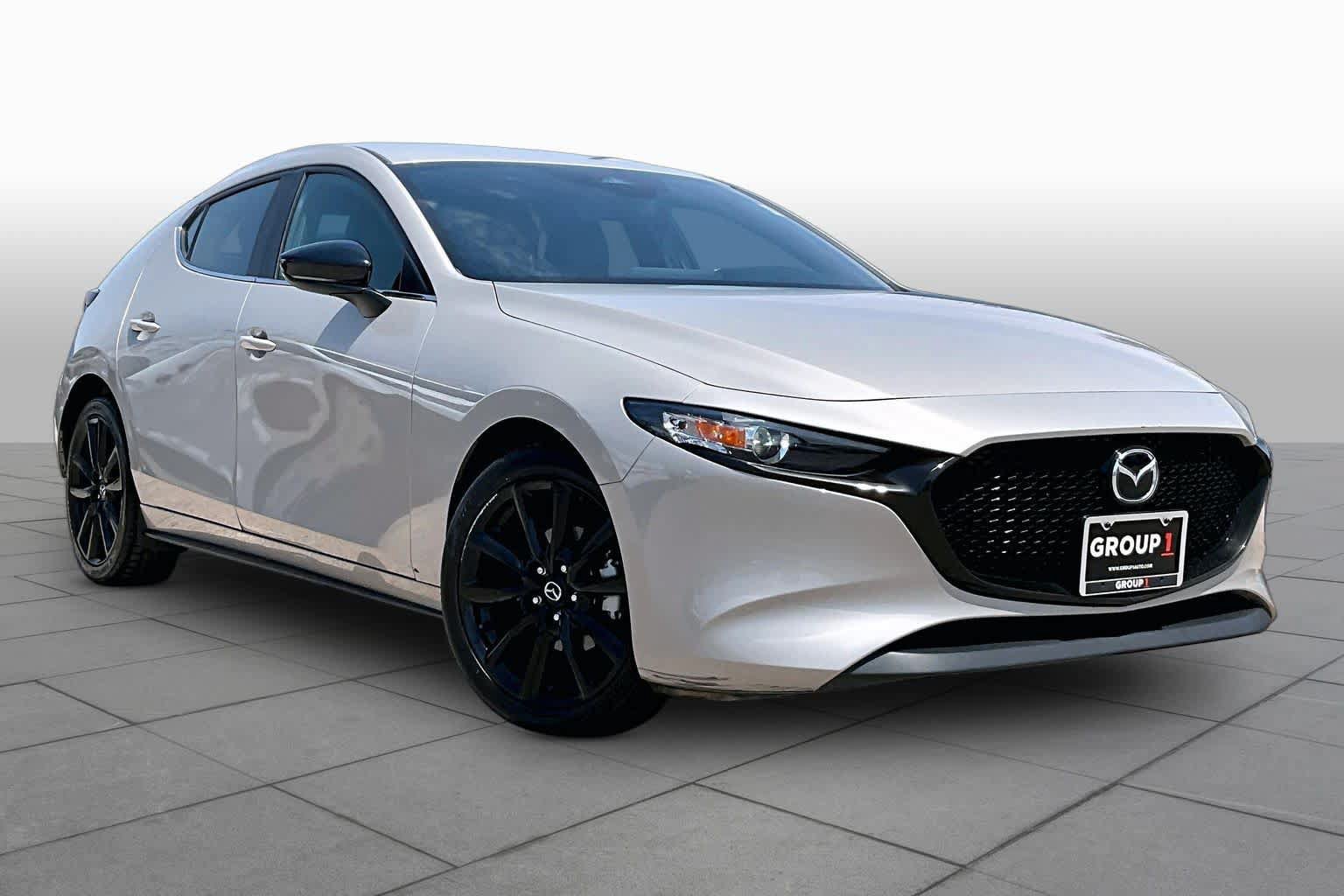 Used 2024 MAZDA MAZDA3 s FWD image 3
