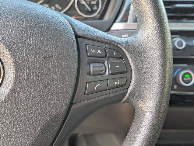 Used 2018 BMW 320i Sedan RWD image 24