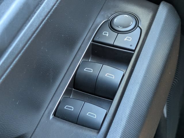 Used 2025 Chevrolet Colorado W/T RWD image 23