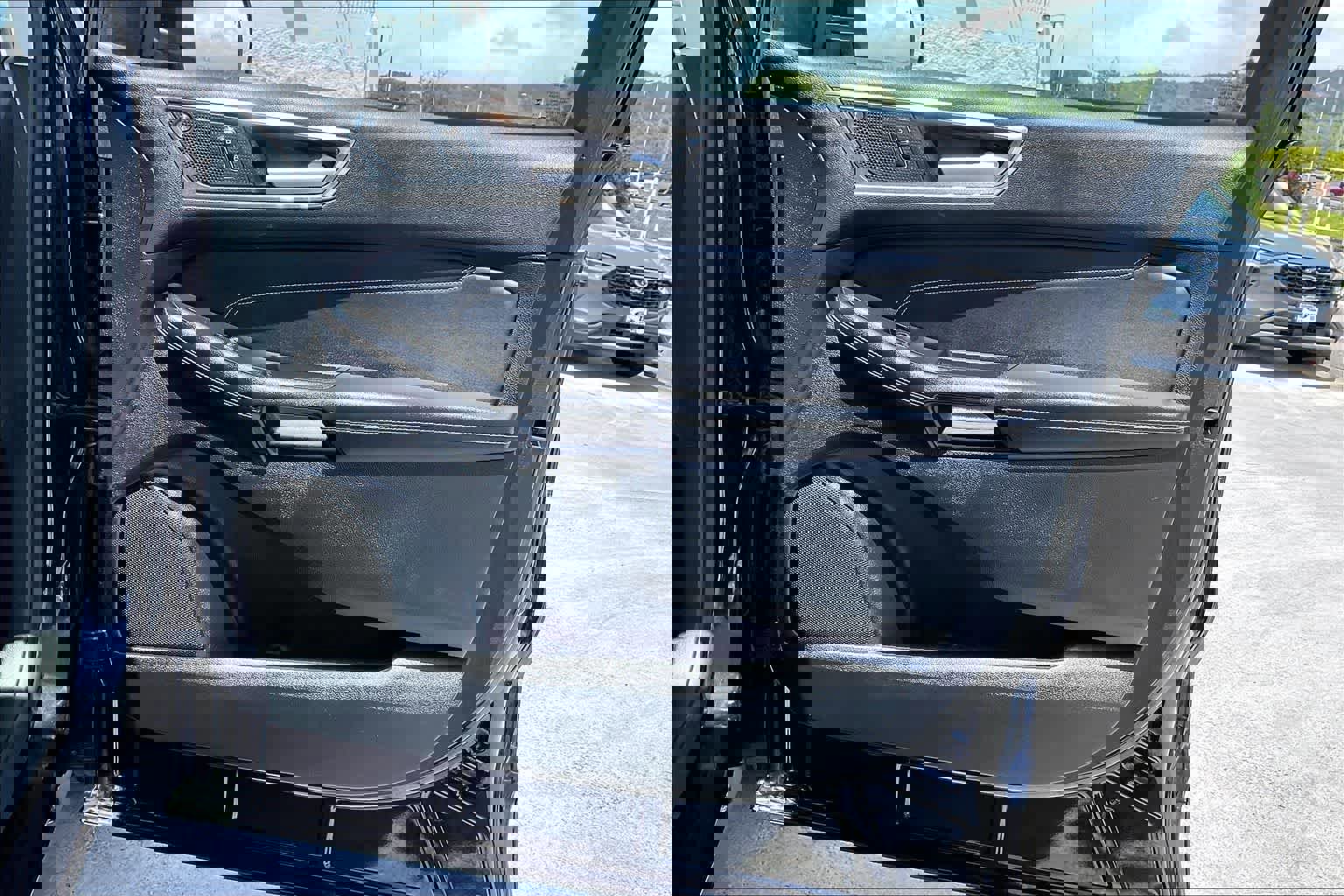 Certified 2024 Ford Edge Titanium w/ Equipment Group 301A image 28