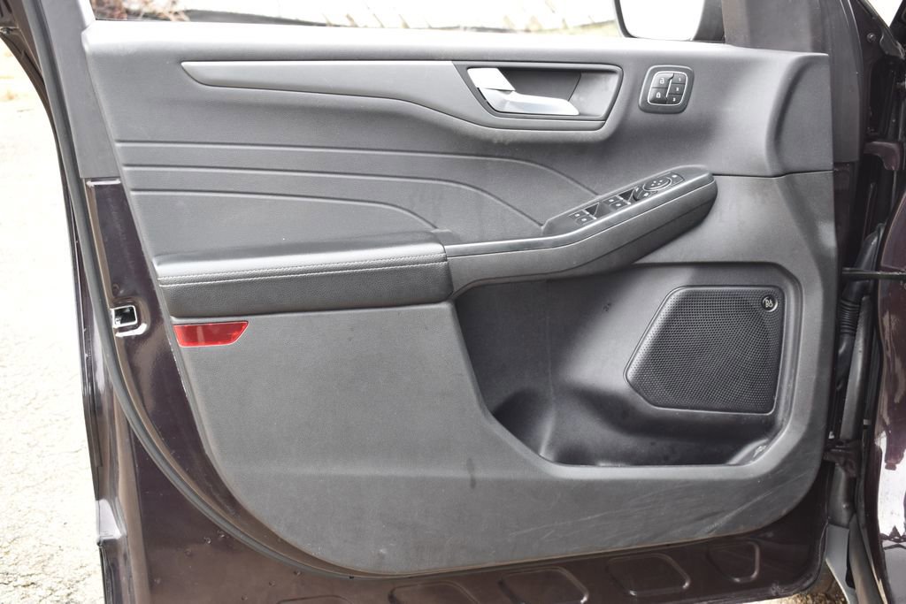 Certified 2023 Ford Escape Active w/ Tech Pack #2 image 8