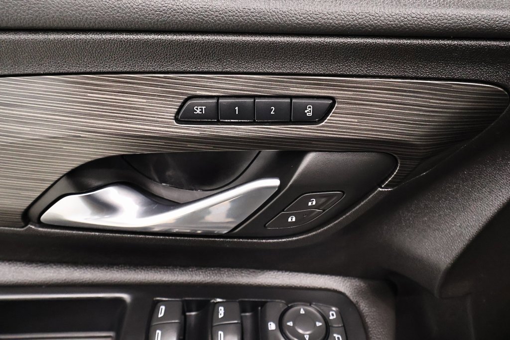 Used 2019 GMC Terrain SLT w/ Preferred Package image 12