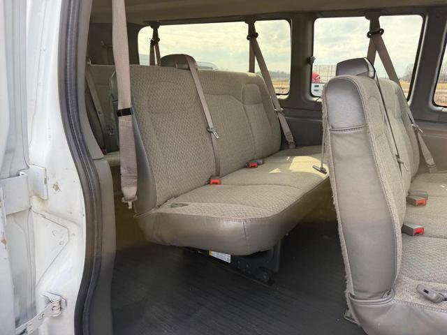 Used 2022 Chevrolet Express 3500 LS image 9