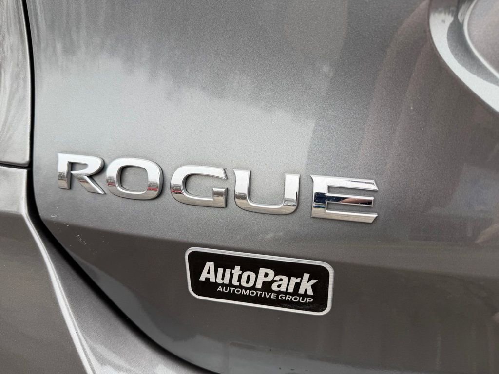 Used 2018 Nissan Rogue SL AWD/4WD image 31