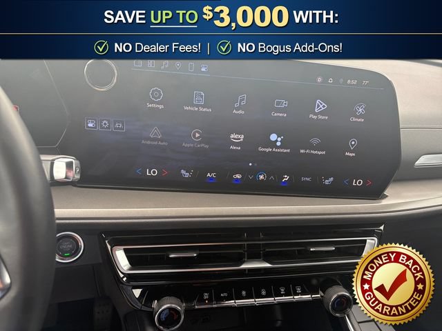 Used 2024 Chevrolet Traverse LT FWD image 26