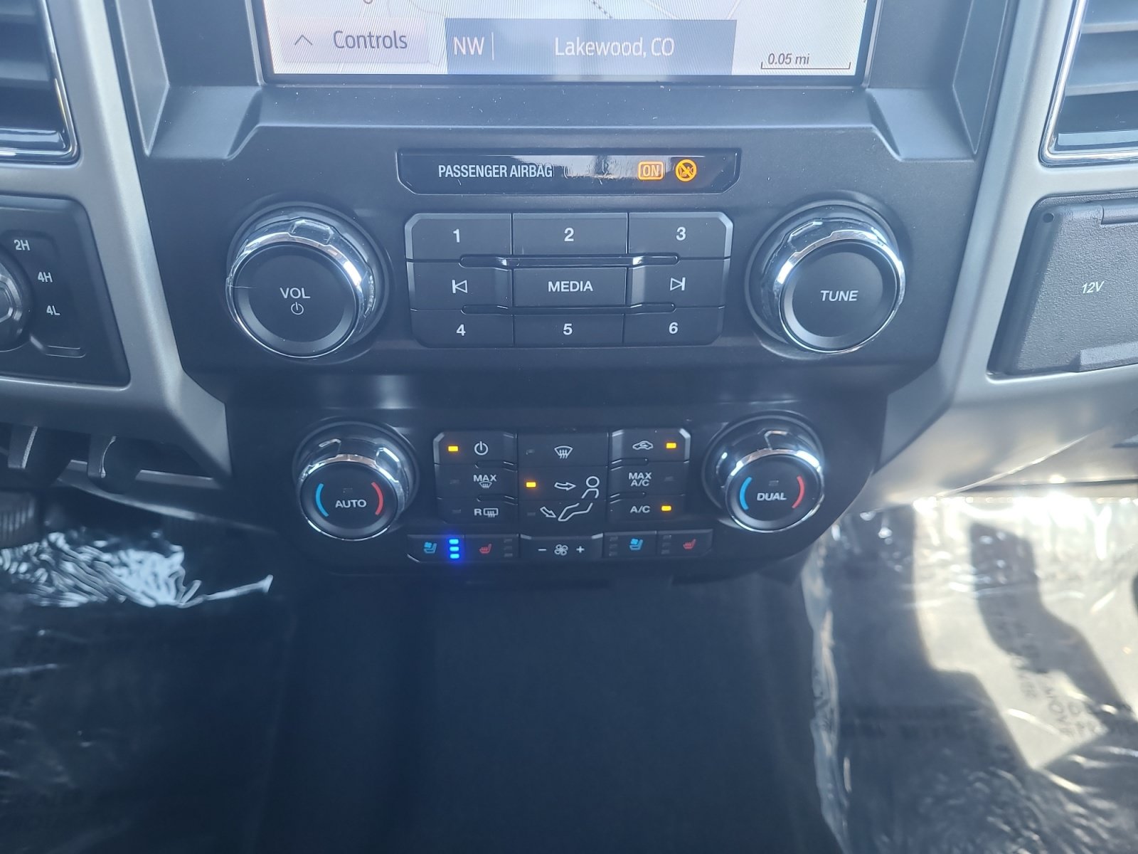 Certified 2020 Ford F350 Lariat w/ Lariat Value Package AWD/4WD image 31