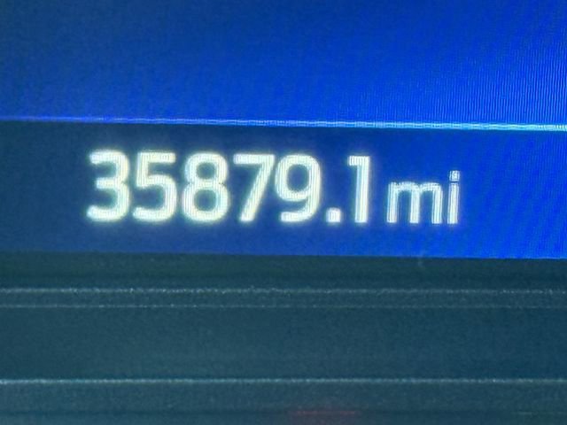 Certified 2022 Ford Explorer XLT w/ Equipment Group 202A image 24