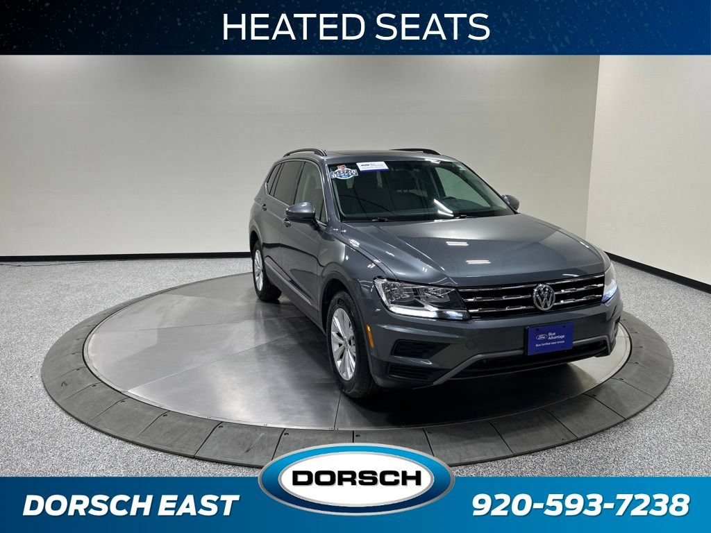 Used 2018 Volkswagen Tiguan SE w/ Panoramic Sunroof Package FWD image 4