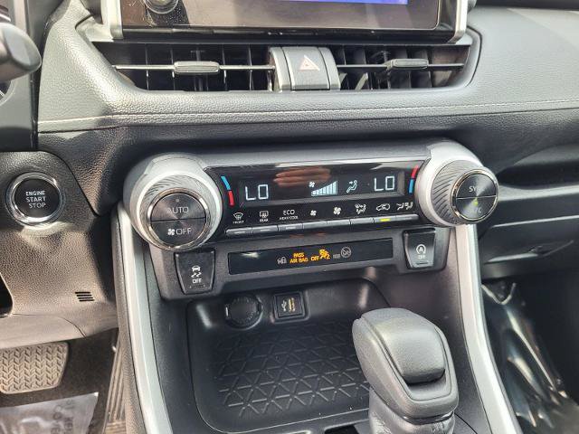 Used 2025 Toyota RAV4 XLE FWD image 27