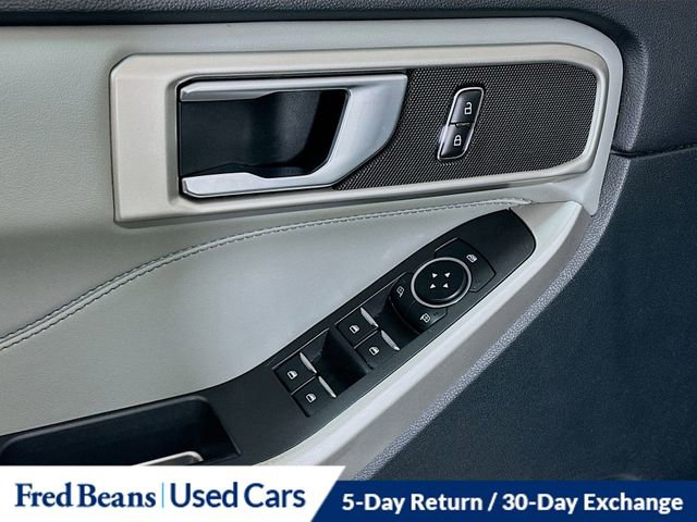 Certified 2023 Ford Explorer XLT image 19