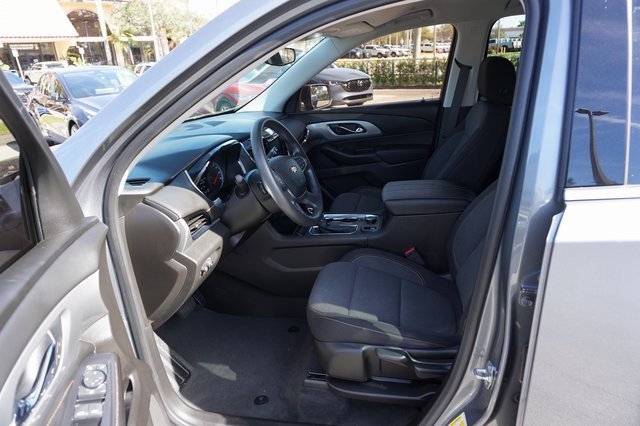 Used 2021 Chevrolet Traverse LS image 20