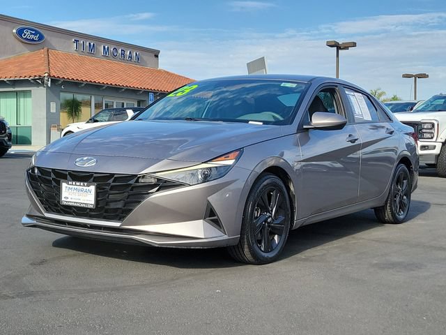 Used 2023 Hyundai Elantra SEL FWD image 5