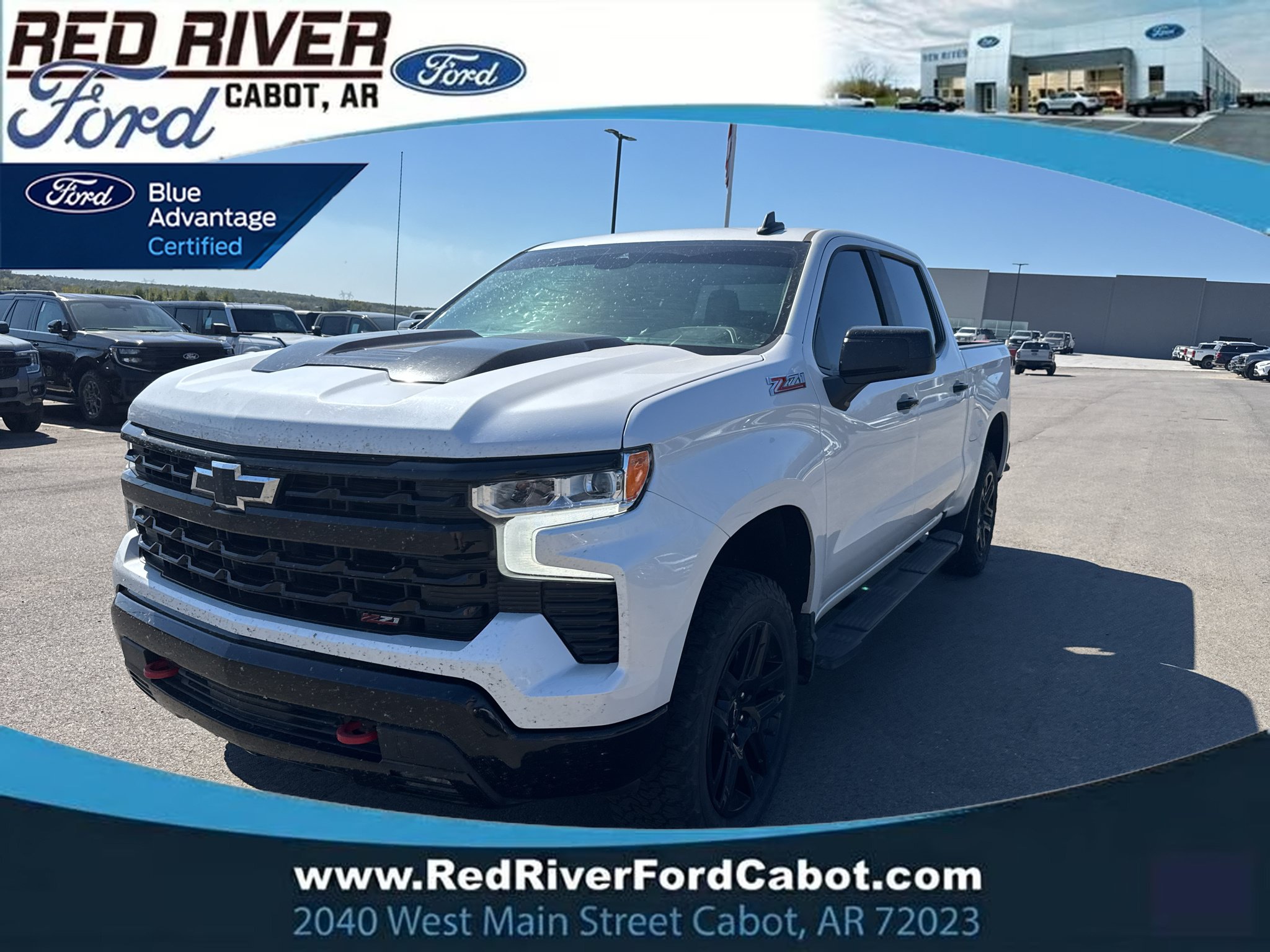 Used 2023 Chevrolet Silverado 1500 LT Trail Boss w/ Protection Package AWD/4WD image 1