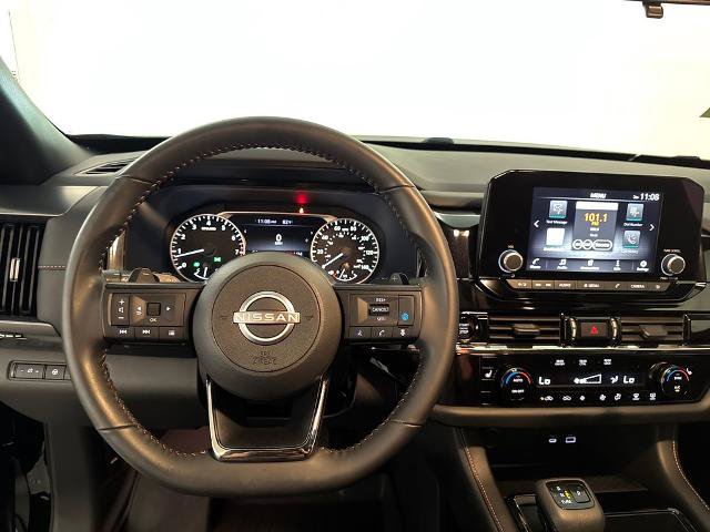 Used 2025 Nissan Pathfinder Rock Creek AWD/4WD image 5