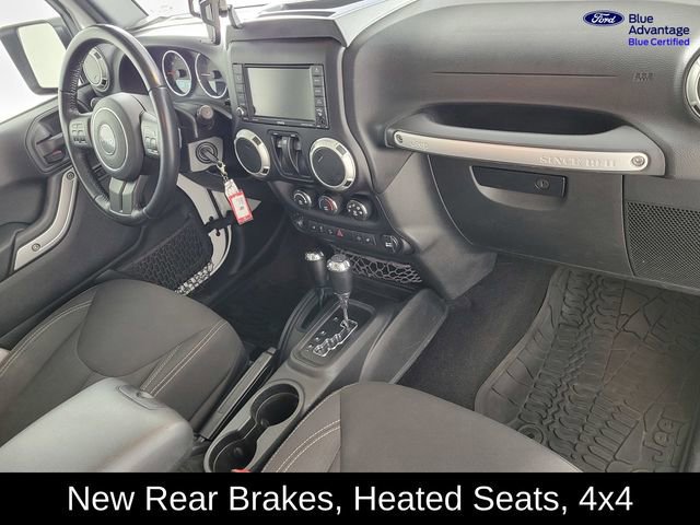 Used 2017 Jeep Wrangler Sahara w/ Connectivity Group image 18