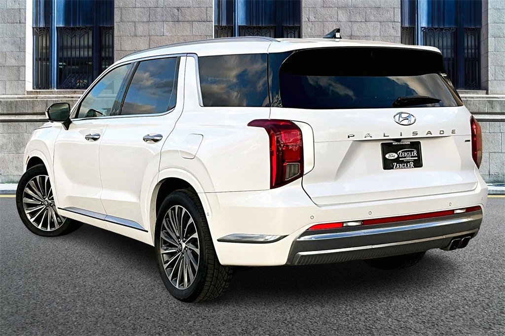 Used 2024 Hyundai Palisade Calligraphy image 10