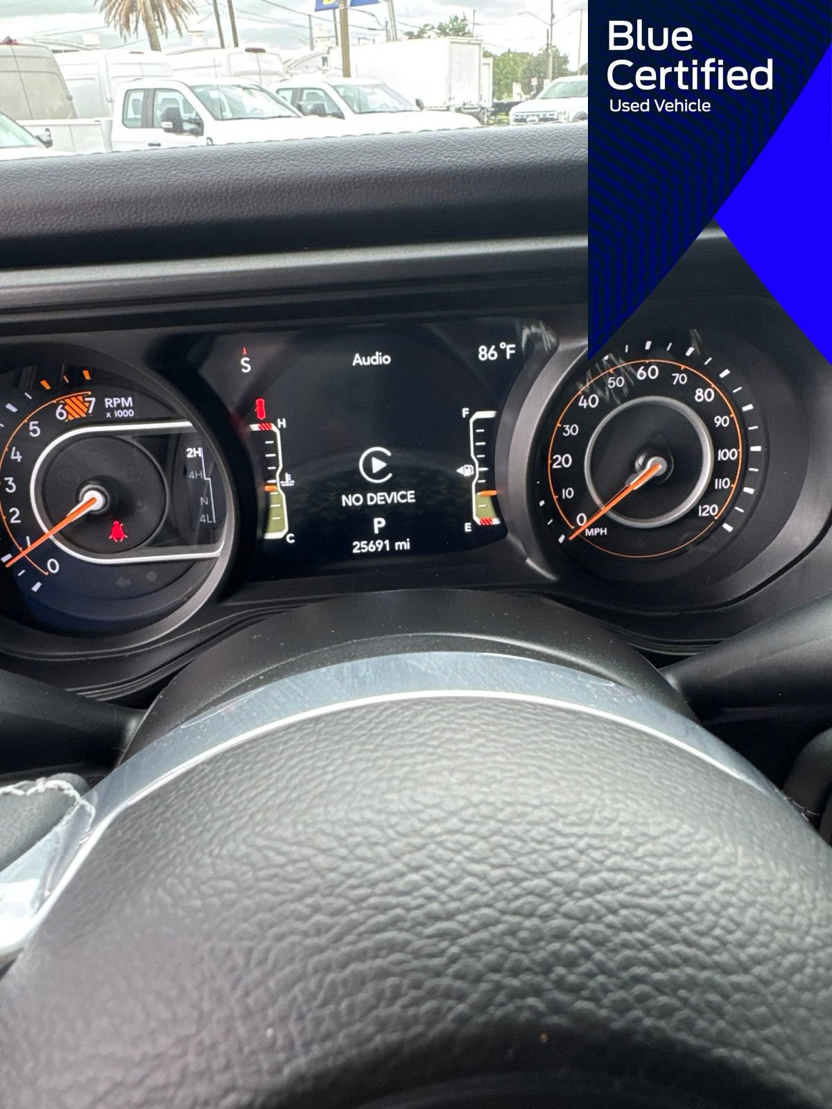 Used 2025 Jeep Wrangler Unlimited Sahara AWD/4WD image 43