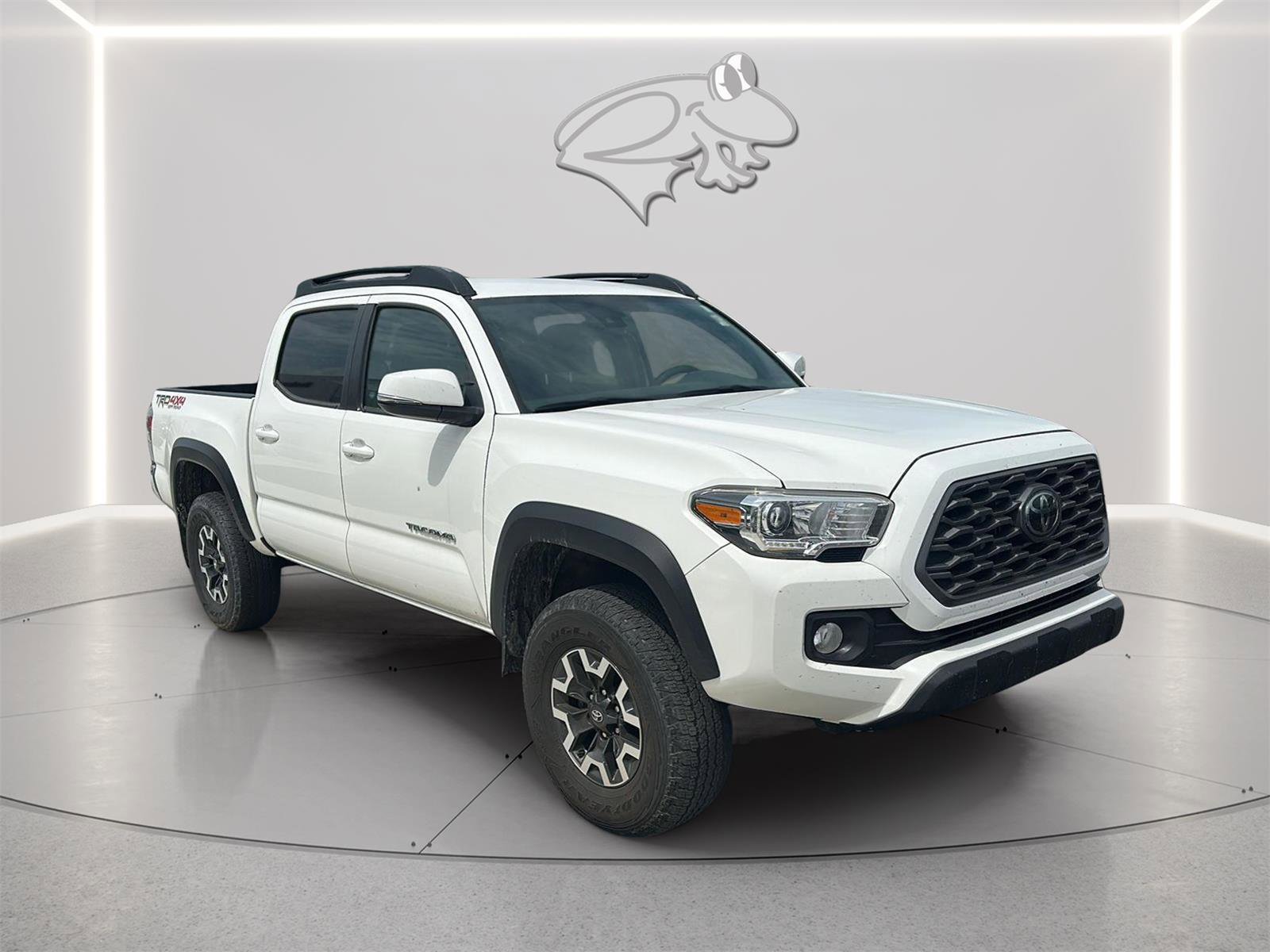 Used 2021 Toyota Tacoma TRD Off-Road AWD/4WD image 13