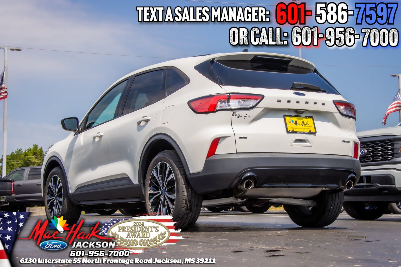 Certified 2022 Ford Escape SE w/ SE Sport Appearance Package AWD/4WD image 3
