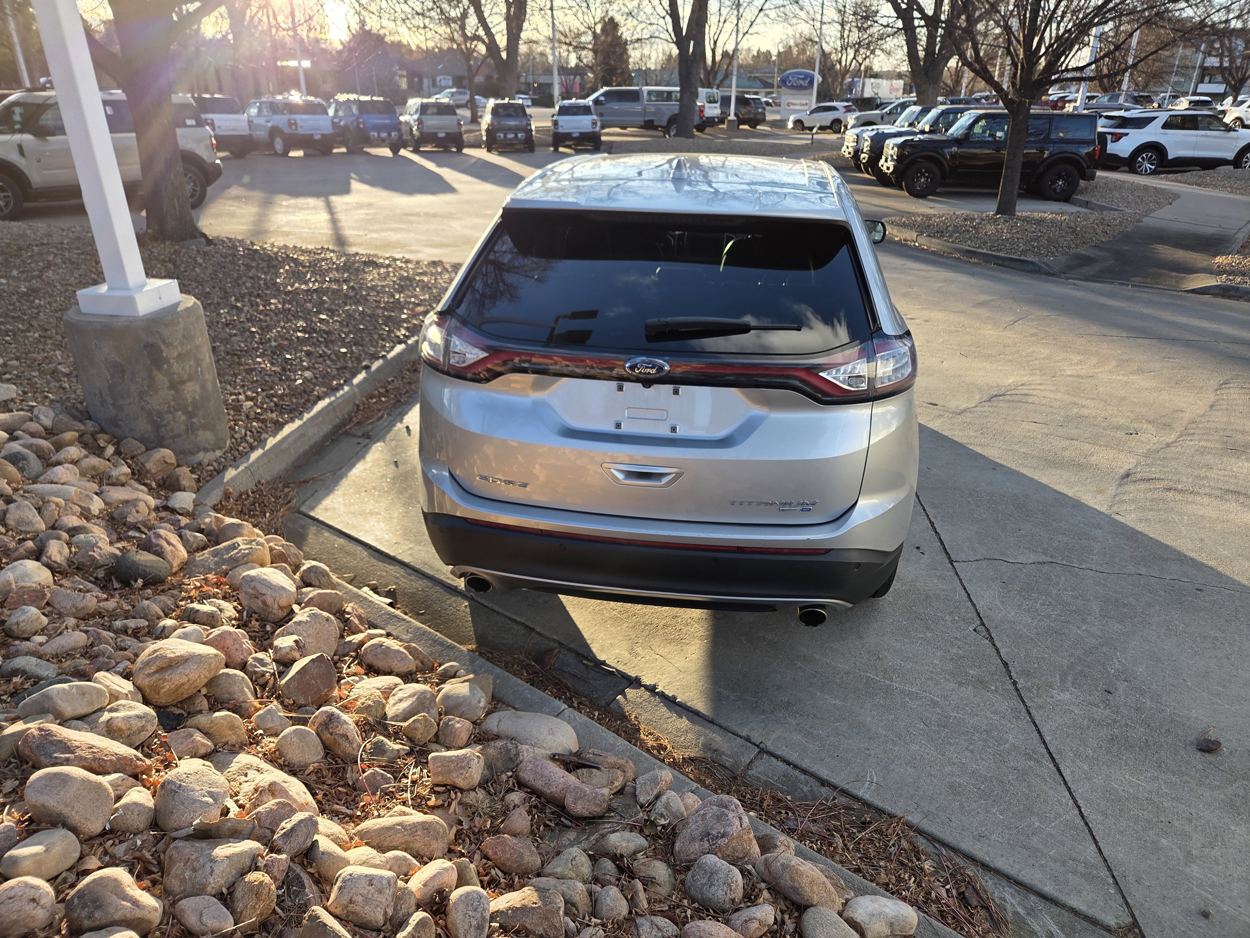 Certified 2018 Ford Edge Titanium image 6