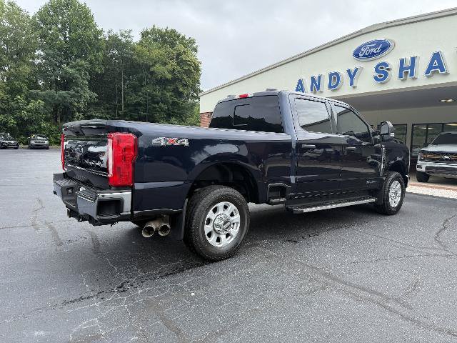 Certified 2023 Ford F350 XLT AWD/4WD image 9