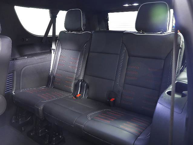Used 2025 GMC Yukon XL AT4 Ultimate image 12