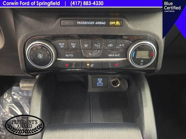 Certified 2021 Ford Escape SE w/ SE Sport Appearance Package image 24