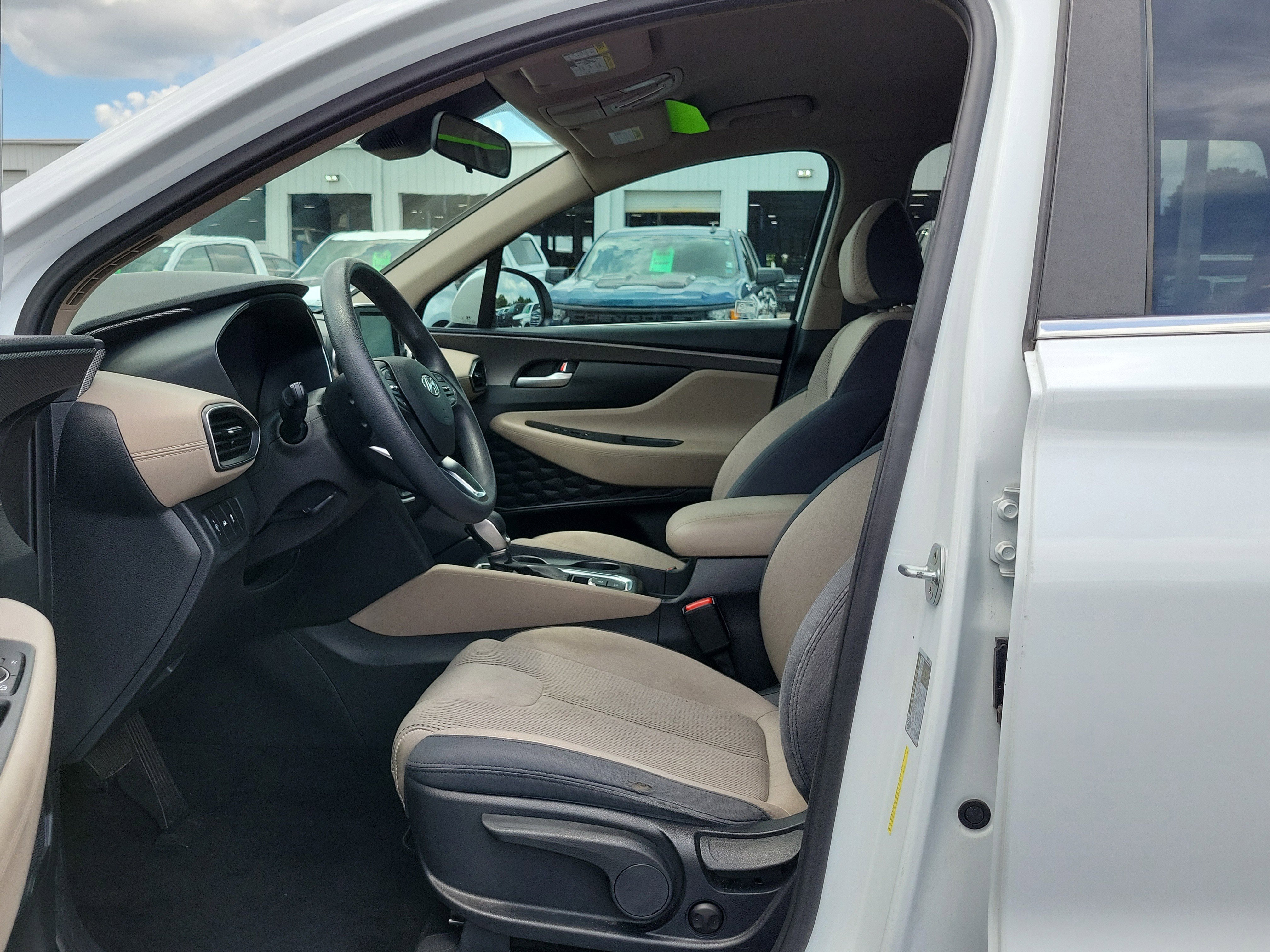 Used 2020 Hyundai Santa Fe SE FWD image 20