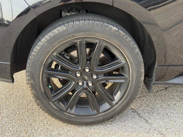 Certified 2024 Ford Edge ST-Line AWD/4WD image 7