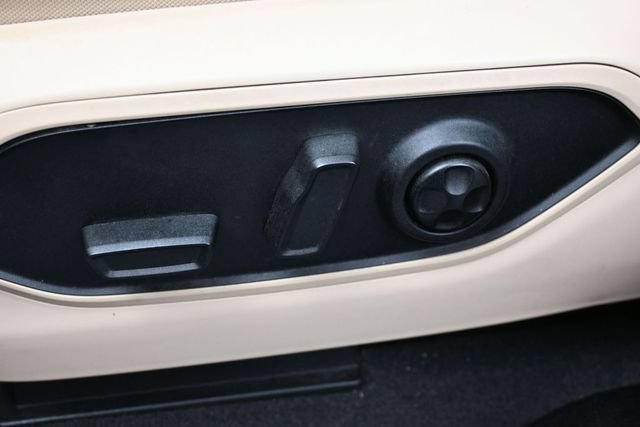 Used 2021 Jeep Grand Cherokee L Limited w/ Luxury Tech Group II AWD/4WD image 12