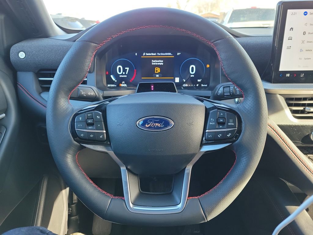 Certified 2025 Ford Explorer ST-Line w/ Premium Package image 22