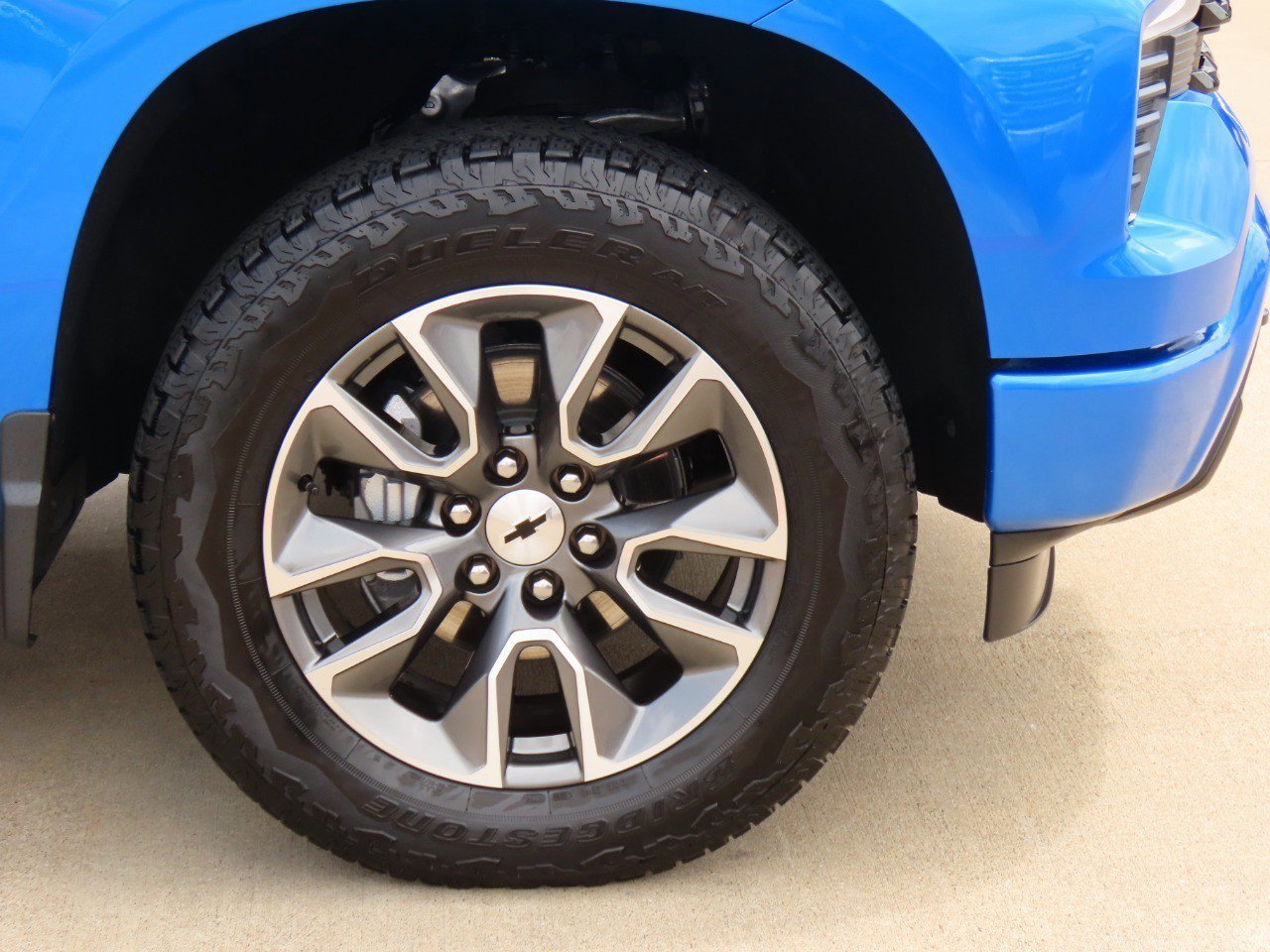 Used 2025 Chevrolet Silverado 1500 RST image 13